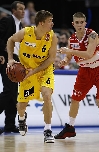 在亚洲杯赛 在亚洲杯赛