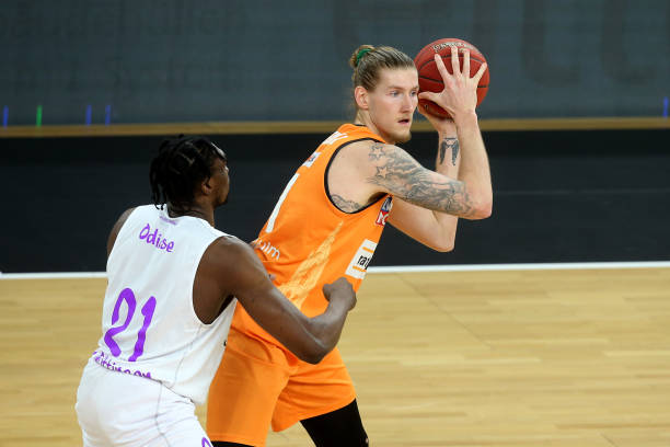 夏季转会窗 夏季转会窗